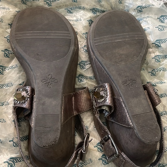 Simply Vera Vera Wang Beaded Thong Sandals – Boho Glam Vibes - Picture 4 of 4